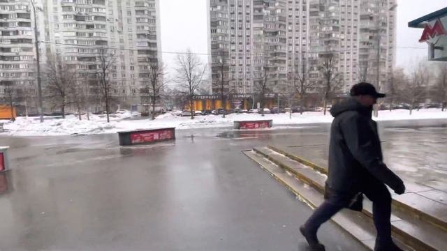 м. Улица Скобелевская 1 выход