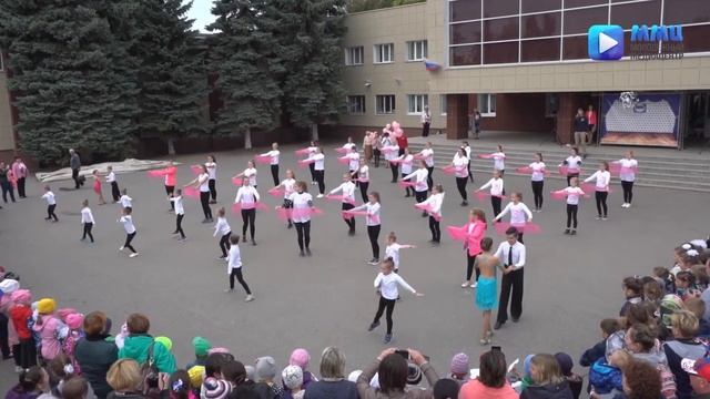 Флешмоб "РОЗОВАЯ ЛЕНТОЧКА"