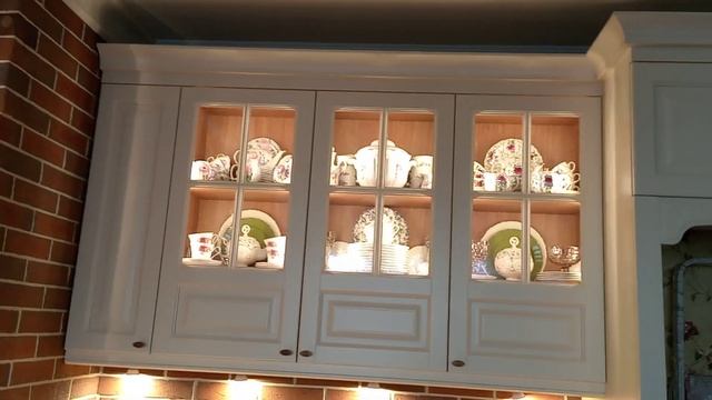 Моя винтажная кухня. О стекле для стола.