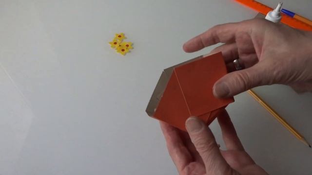 Корзинка  пасхальная из картона