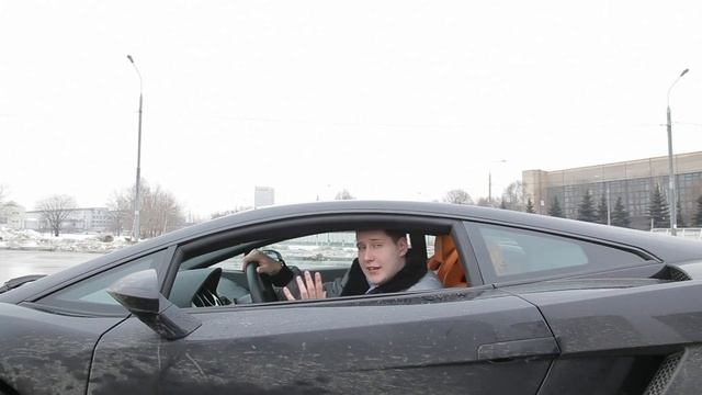 Обзор автомобиля Lamborghini Gallardo смотреть онлайн