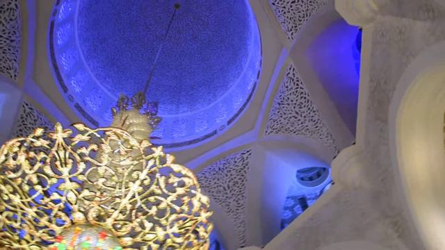 Sheikh Zayed Grand Mosque. Abu Dhabi.