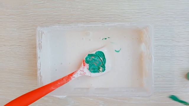 Хендгам из клея ПВА и крахмалом