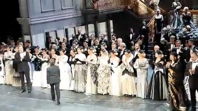 Аплодисменты после оперы Бал Маскарад.Государственный Большой Театр России.