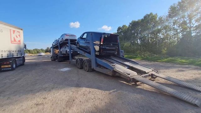 Авто из Японии для наших клиентов / авто на продажу. Разгрузка двух автовозов смотреть онлайн