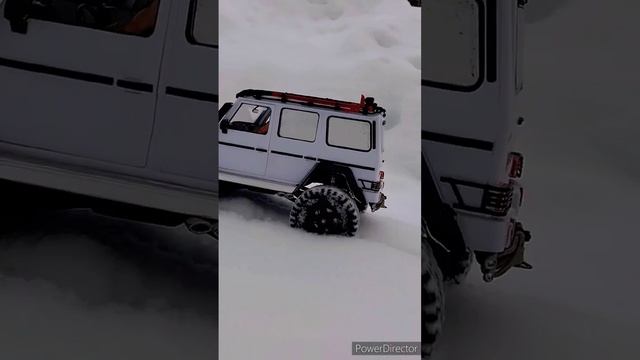 Машинка которая не смотря на размеры дарит кучу эмоций MN86K Mercedes Benz G500 1/12