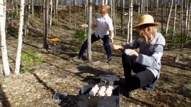 Шашлычок и лучок. Или шашлык женских рук не терпит
