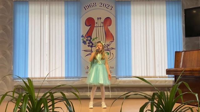 Башкисер Инна,категория «Эстрадный вокал», "Мандариновое солнце". смотреть онлайн