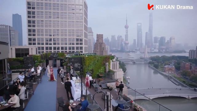 一本速寫本卻讓霸總對她戀戀不忘  💖 中国电视剧