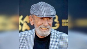 памяти Вахтанга Кикабидзе