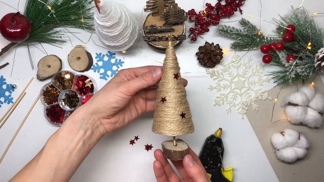 Новогодний декор 2023 Елочки своими руками, из пряжи, джута, шпагата. смотреть онлайн