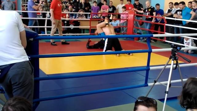 БОЙЦЫ 3!!! ТУРНИР 29.04.2012. http://mixfight-russia.ru смотреть онлайн