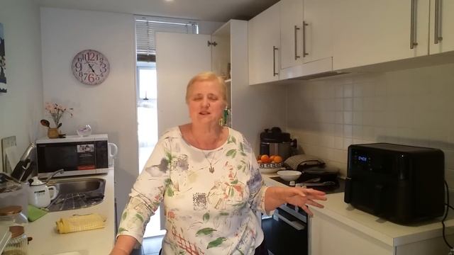 ПЕРВОЕ ИСПОЛЬЗОВАНИЕ АЭРОГРИЛЯ..РЕКОМЕНДУЮ КУПИТЬ