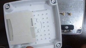 Обзор панельной антенны с гермобоксом