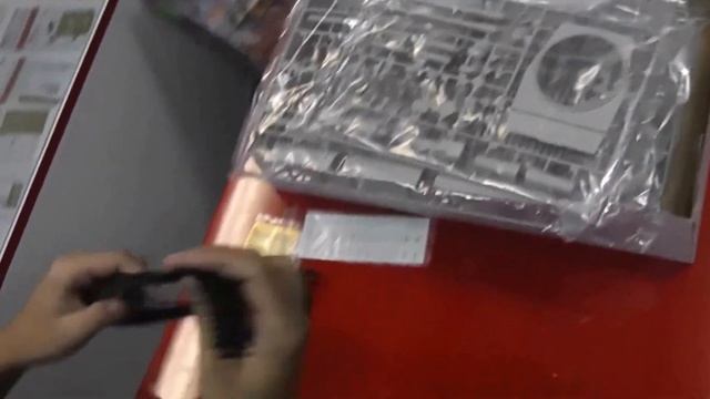 TRUMPETER НЕМЕЦКИЙ ТАНК Е-100 1/35 смотреть онлайн