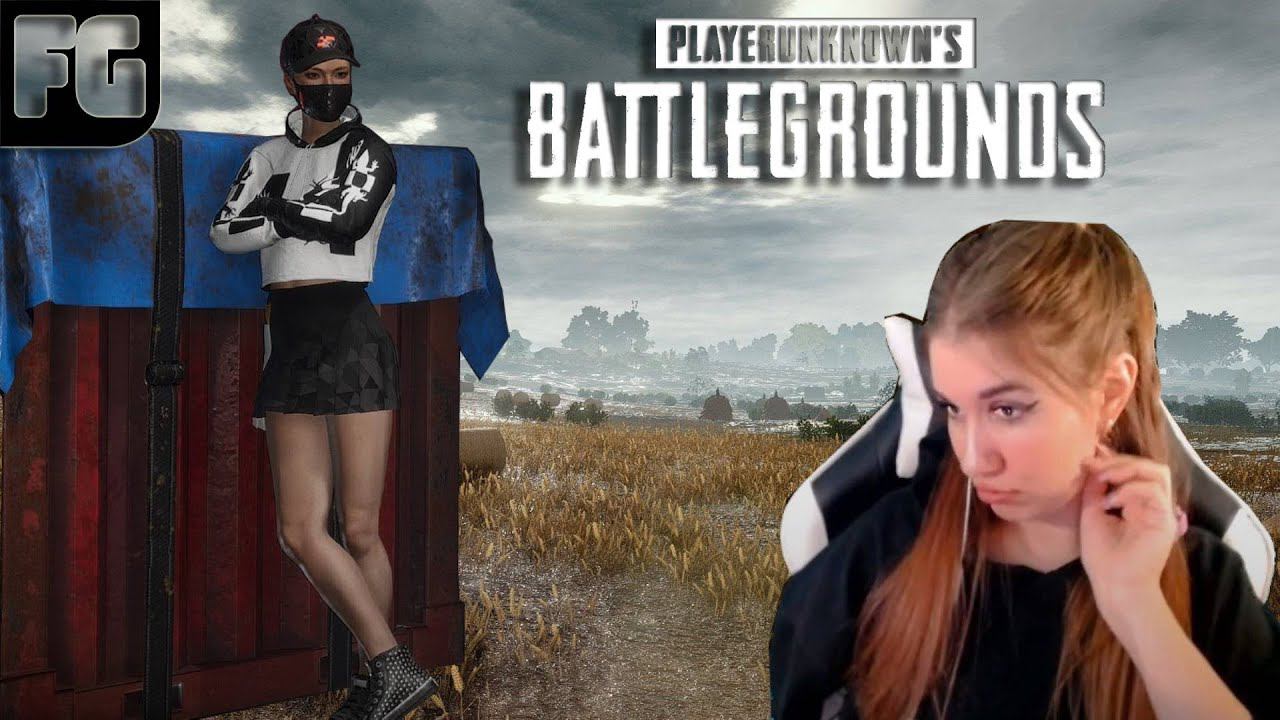 Девушка играет в PlayerUnknown 's Battlegrounds ➤ PUBG ➤ Девушка стримит