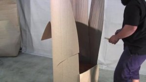 Как упаковать обеденный стул для транспортировки.