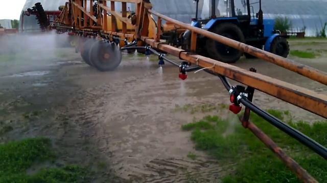 Распылители на опрыскиватель - СИЛА ВЕТРА ок.15м/с!!! смотреть онлайн