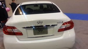 Infiniti M 2013 420HP 5.6 liter V8