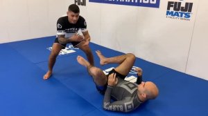 Very Efficient Knee Cut BJJ Guard Passing No Gi by JT Torres