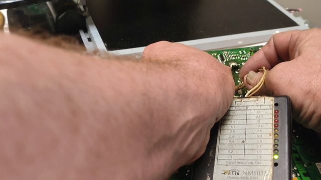 Телевизор TOSHIBA 15SLDT2 не включается. смотреть онлайн