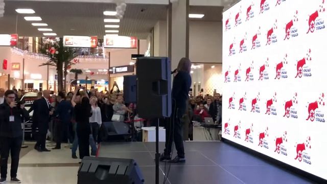 Дмитрий Маликов. Краснодар. ТЦ Красная площадь. Продолжение.