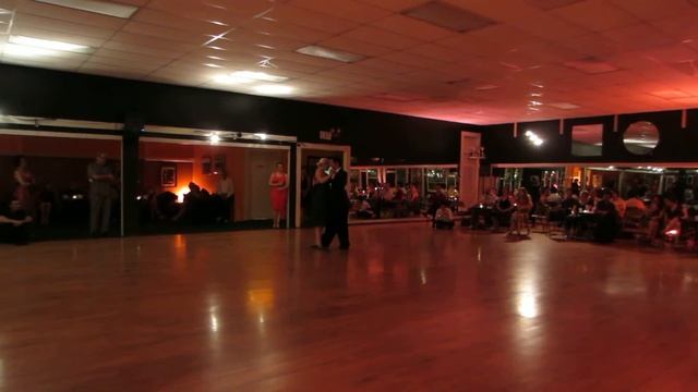 Nicholas Tapia & Stephanie Berg, "No Vendra", Genesis, 1/2 смотреть онлайн