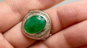 Перстень с колумбийским изумрудом 16х13мм
