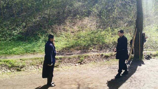 Лун мэнь цзянь фа. Методы владения мечом цзянь ворот Дракона