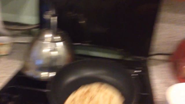 Рома жарит блины смотреть онлайн