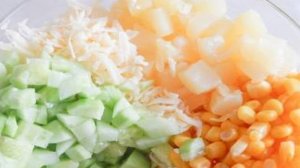 Быстрый салат с куриной грудкой