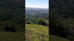 Кисловодск.  Самая высокая точка - "малое седло". Вид на Эльбрус.