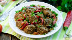 Пикантная остринка и сочность.
КУРИНАЯ ПЕЧЕНЬ ПО-ГРУЗИНСКИ