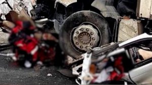 Иномарку с людьми разорвало после жесткого ДТП в Приморье