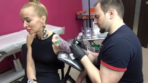 Перекрываем старую татуировку