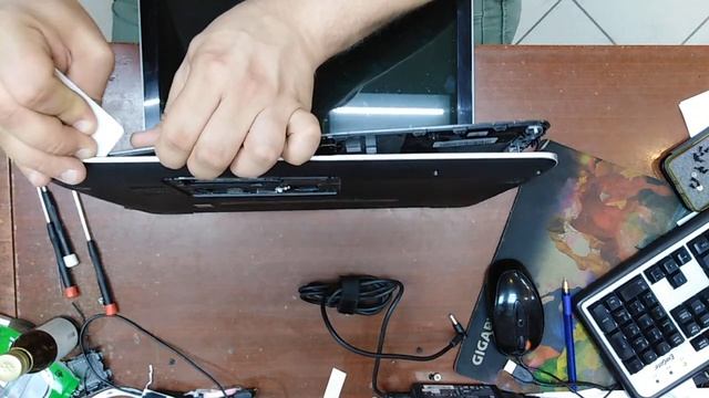 HP Pavilion 15, разборка и обзор изнутри! смотреть онлайн