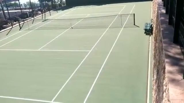 Фарос. Корт с покрытием hard,оборудование,освещение. смотреть онлайн