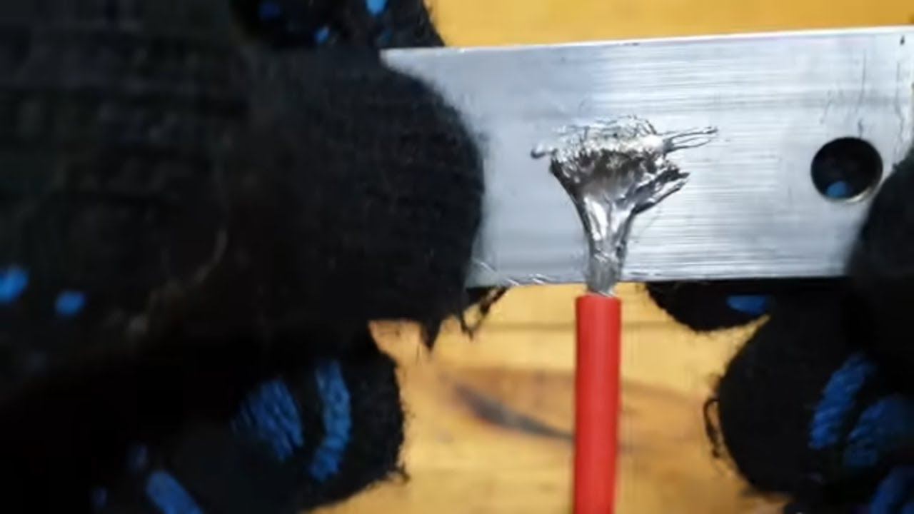 Как припаять к алюминию? Легко. Нужен только паяльник! Без флюсов, без горелки! смотреть онлайн