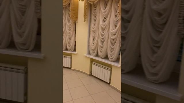 Отель "Волгоград", главный лестничный марш смотреть онлайн