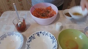 Тефтели с рисом в томатно-сметанном соусе. "Ёжики"