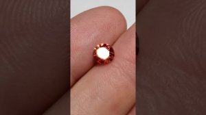 Муассанит красный 1 карат