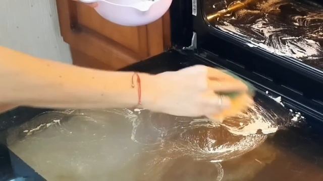Как отмыть духовку от жира и нагара за 15 минут: самый простой и эффективный способ смотреть онлайн