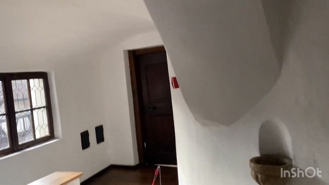 Замок Дракулы / Румыния / Замок Бран / Еда в Румынии смотреть онлайн