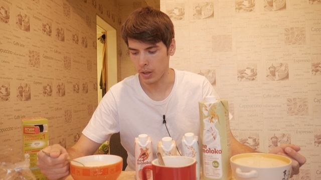 Овсяное молоко (немолоко) дома своими руками за 3 рубля литр. В чём подвох?