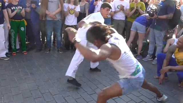 Capoeira in MOSCOW FGR TOPAZIO 22/06/201800168 смотреть онлайн
