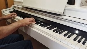 "Французская" мелодия на пианино
