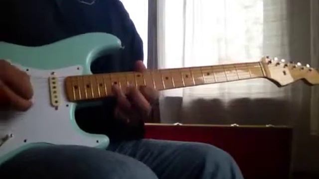 Fender stratocaster classic Serie 60'er tribute Surf Green смотреть онлайн