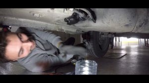 DIY/ How To... #  Change FUEL FILTER on Peugeot 206