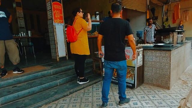 Нас похитили и увозят! Украинки против индийцев.Пора деньги зарабатывать на своей неземной красоте смотреть онлайн