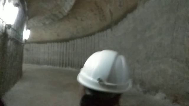 Экскурсия по соляной шахте. г.Соледар. 17.04.2019 смотреть онлайн